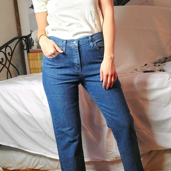 Vintage Denim - Vintage Lee High Rise Mom Jeans Relaxed Fit